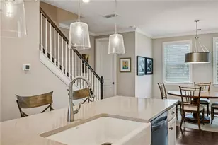 6540 Beacon Dr, Sandy Springs, GA 30328 - Photo 7