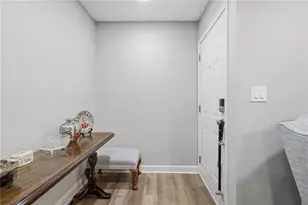 1701 Parkaire Crossing, Marietta, GA 30068 - Photo 5