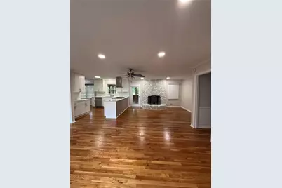 2646 Pamela Drive, Snellville, GA 30078 - Photo 3