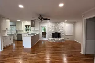 2646 Pamela Dr, Snellville, GA 30078 - Photo 3