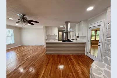 2646 Pamela Drive, Snellville, GA 30078 - Photo 5