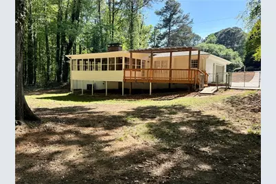 2646 Pamela Drive, Snellville, GA 30078 - Photo 3