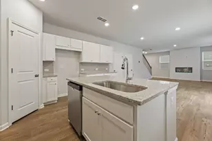 8047 Dickens Dr, Fairburn, GA 30213 - Photo 21
