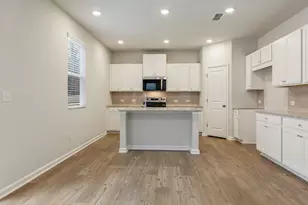 8047 Dickens Dr, Fairburn, GA 30213 - Photo 17