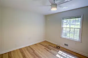 618 Dorsey SW, Lilburn, GA 30047 - Photo 19