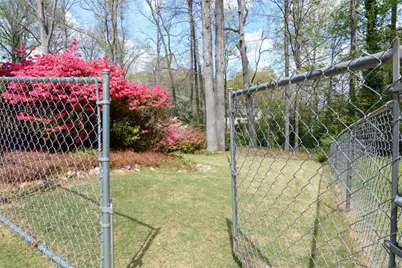 618 Dorsey SW, Lilburn, GA 30047 - Photo 39