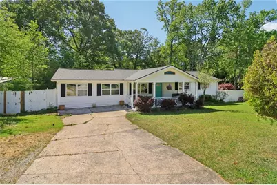 2344 Chestnut Log Place, Lithia Springs, GA 30122 - Photo 5