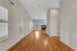 225 Carlyle Park Dr NE, Atlanta, GA 30307 - Photo 9