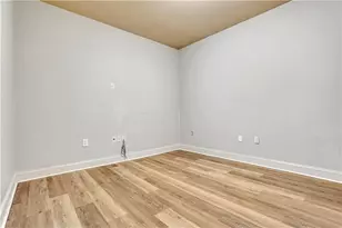 225 Carlyle Park Dr NE, Atlanta, GA 30307 - Photo 21