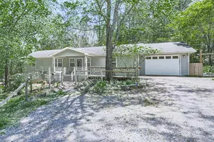 424 Shamrock Dr, Dalton, GA 30721 - Photo 1