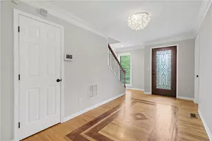 205 Marsh Glen Point, Atlanta, GA 30328 - Photo 3