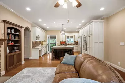 512 Williamsburg Drive, Dalton, GA 30720 - Photo 3