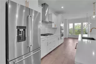 545 Whitlox Rd NW, Atlanta, GA 30318 - Photo 9