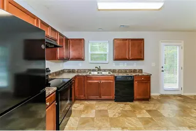 7103 Tanger Boulevard, Riverdale, GA 30296 - Photo 9