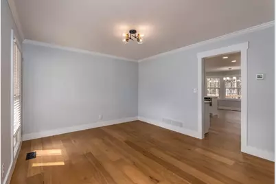 330 London Dale, Woodstock, GA 30189 - Photo 17
