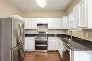 373 Marsh Lake Rd, Lawrenceville, GA 30045 - Photo 9