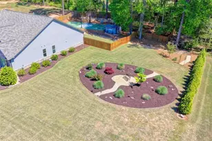 5198 Ashley Dr SW, Lilburn, GA 30047 - Photo 73