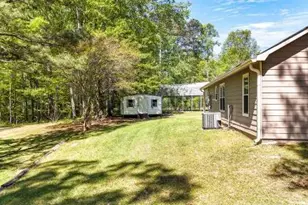 589 Linda Ln, Powder Springs, GA 30127 - Photo 9