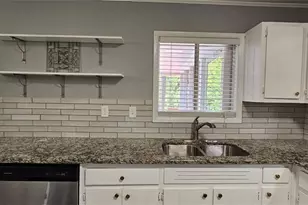 1096 Deleon Ct, Clarkston, GA 30021 - Photo 13