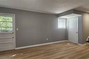 1096 Deleon Ct, Clarkston, GA 30021 - Photo 17