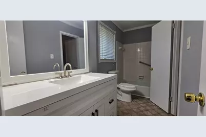 1096 Deleon Court, Clarkston, GA 30021 - Photo 35