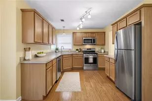 796 Rock Ln, McDonough, GA 30253 - Photo 3