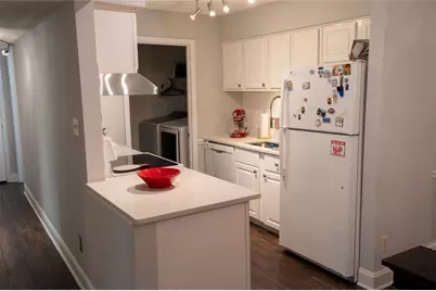 5151 Roswell #7, Atlanta, GA 30342 - Photo 9