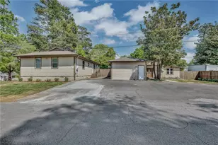 1716 Nekoma St, Marietta, GA 30068 - Photo 3