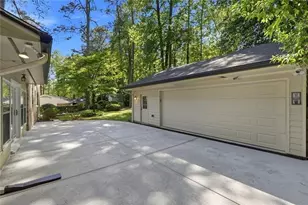 3056 Nottaway Ct, Atlanta, GA 30341 - Photo 35