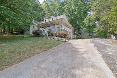 404 Kelly Circle, Woodstock, GA 30188 - Photo 3
