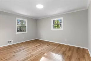 4645 Dunwoody Club Dr, Dunwoody, GA 30350 - Photo 23