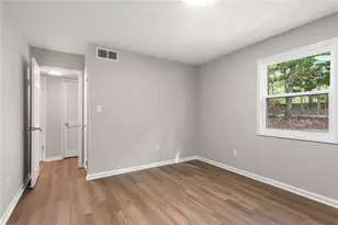 4645 Dunwoody Club Dr, Dunwoody, GA 30350 - Photo 21