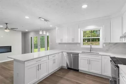 4645 Dunwoody Club Dr, Dunwoody, GA 30350 - Photo 15
