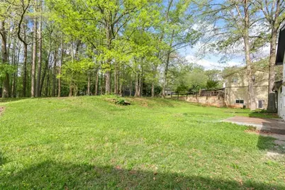 4645 Dunwoody Club Dr, Dunwoody, GA 30350 - Photo 33