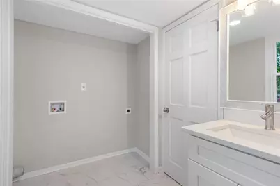 4645 Dunwoody Club Dr, Dunwoody, GA 30350 - Photo 19