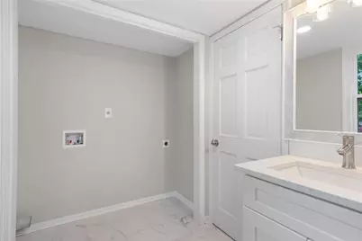 4645 Dunwoody Club Dr, Dunwoody, GA 30350 - Photo 19