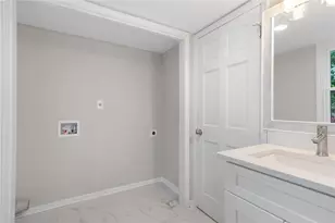 4645 Dunwoody Club Dr, Dunwoody, GA 30350 - Photo 19