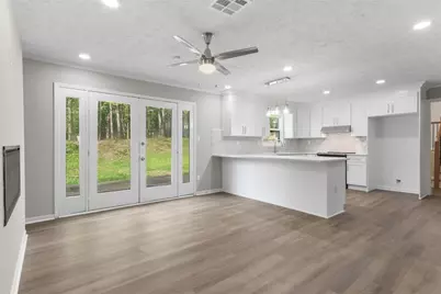 4645 Dunwoody Club Dr, Dunwoody, GA 30350 - Photo 13