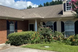 1698 Pin Oak, Dalton, GA 30721 - Photo 3