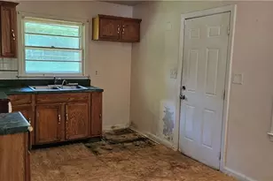 1872 Rosewood Rd, Decatur, GA 30032 - Photo 5