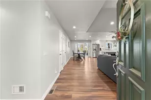 5515 Holly Hill Dr, Gainesville, GA 30506 - Photo 5