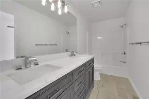 4840 Yorkshire Ln, Suwanee, GA 30024 - Photo 9