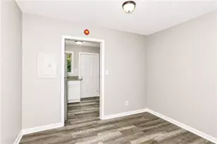 2045 Alison Ct, Atlanta, GA 30311 - Photo 5