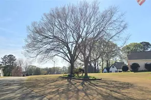 352 Olde Wick Trl, Hoschton, GA 30548 - Photo 33