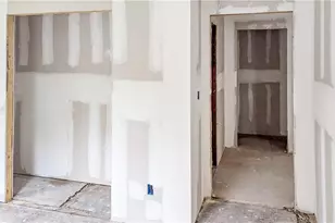 1743 Madrona St NW, Atlanta, GA 30318 - Photo 5