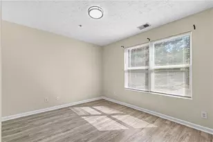 1202 Fairington Village Dr, Lithonia, GA 30038 - Photo 13