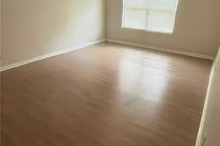 1202 Fairington Village Dr, Lithonia, GA 30038 - Photo 5