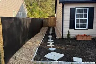 100 Crystal Brook, Griffin, GA 30223 - Photo 3