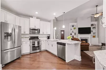 4560 Clonmore Way, Cumming, GA 30040 - Photo 5