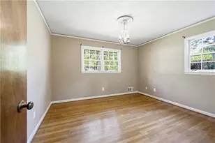 1407 Ridgewood Dr SW, Lilburn, GA 30047 - Photo 25